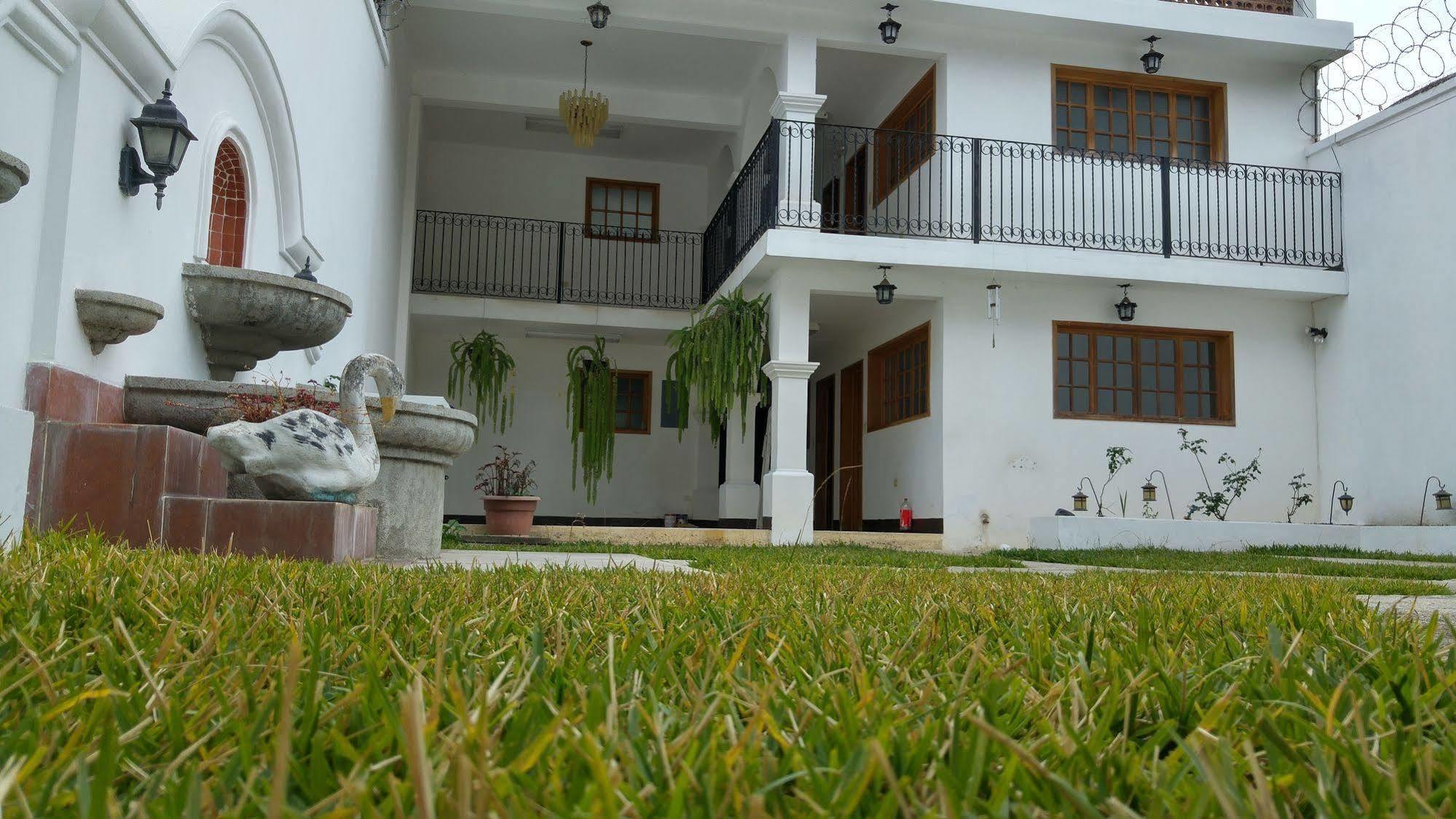 Ixkanul Antigua Hotel Luaran gambar