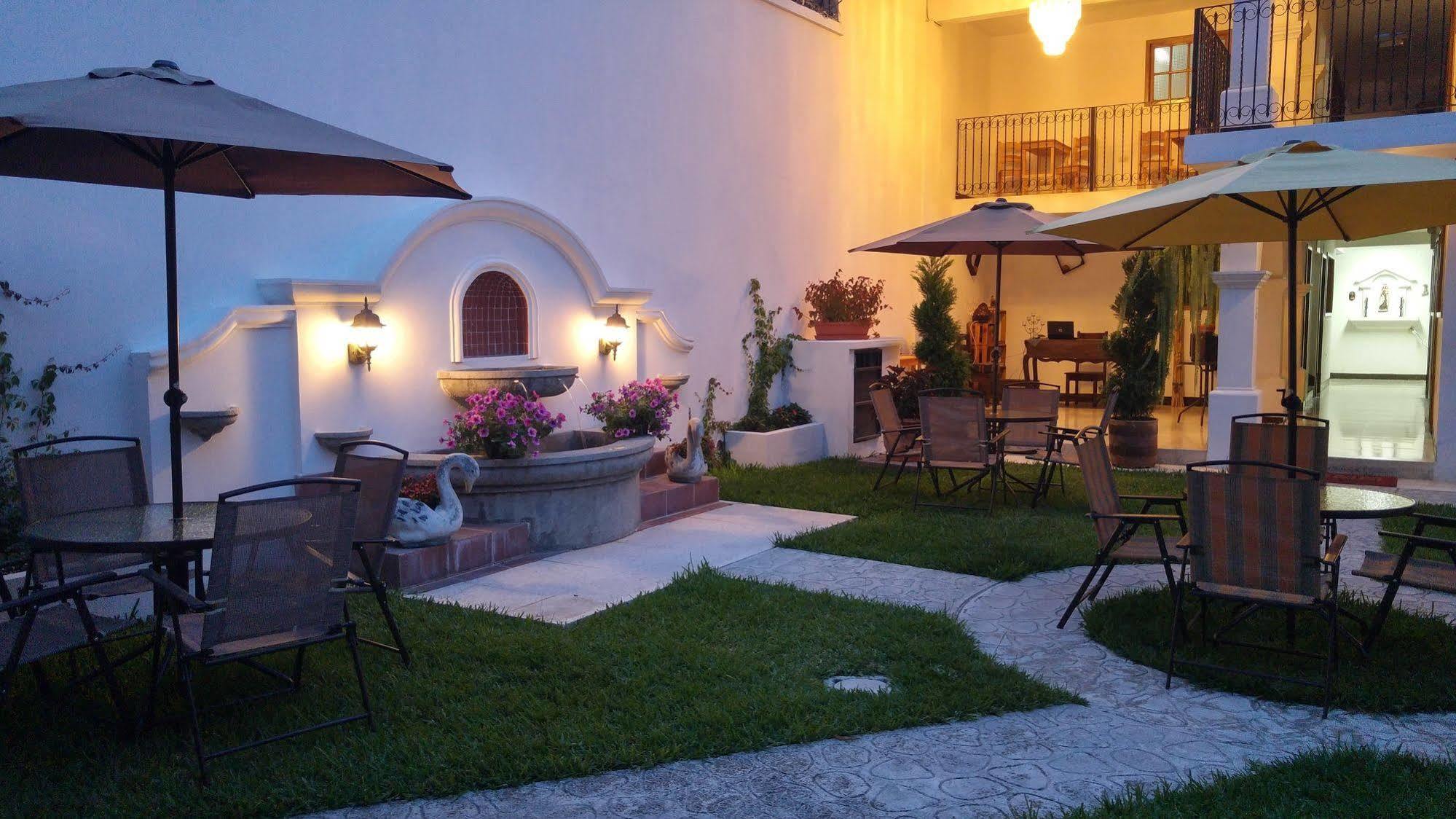 Ixkanul Antigua Hotel Luaran gambar